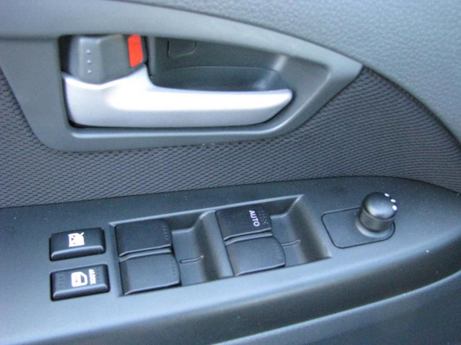  Suzuki SX4 Sport with TRIP 2008 года  (фото 10 из 39)